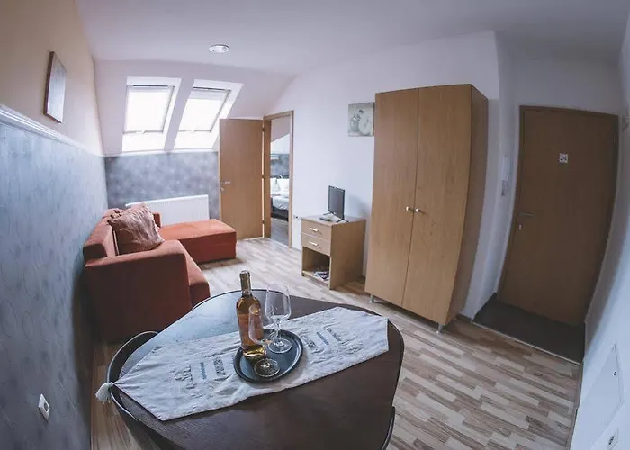 Lejlighed Apartman *